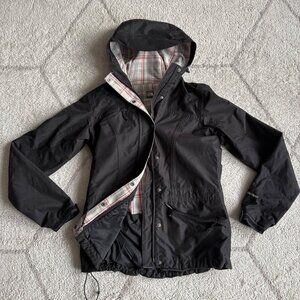 The North Face Women’s HyVent Waterproof Hooded Jacket Black Rain Coat Sz XS